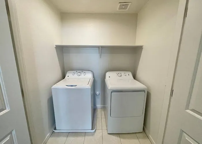 Apartment Cozy 3br Escape Minutes From Downtown